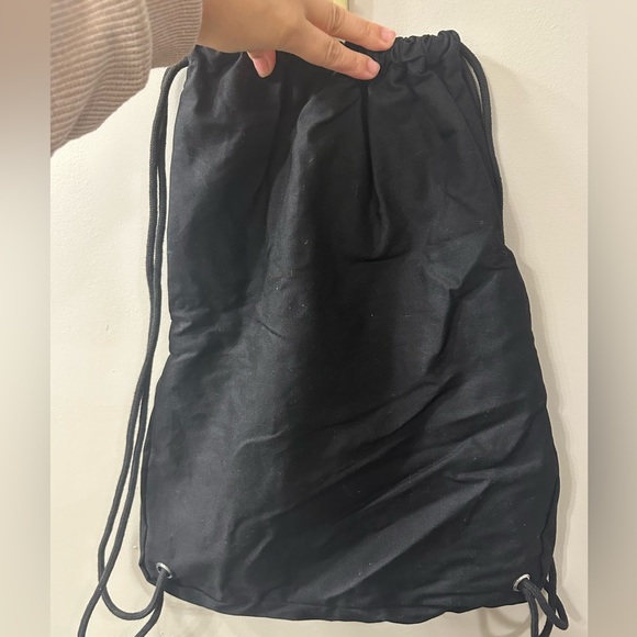 Happy Nation Cinch Backback - Picture 2 of 3